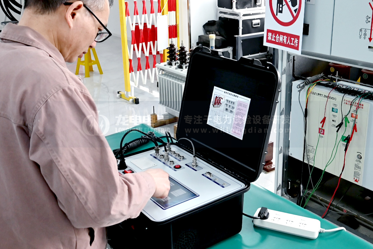 高壓開關(guān)機械特性測試儀